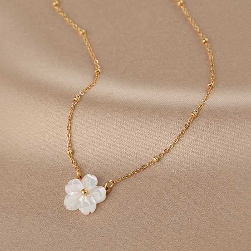 Flower Neckalace