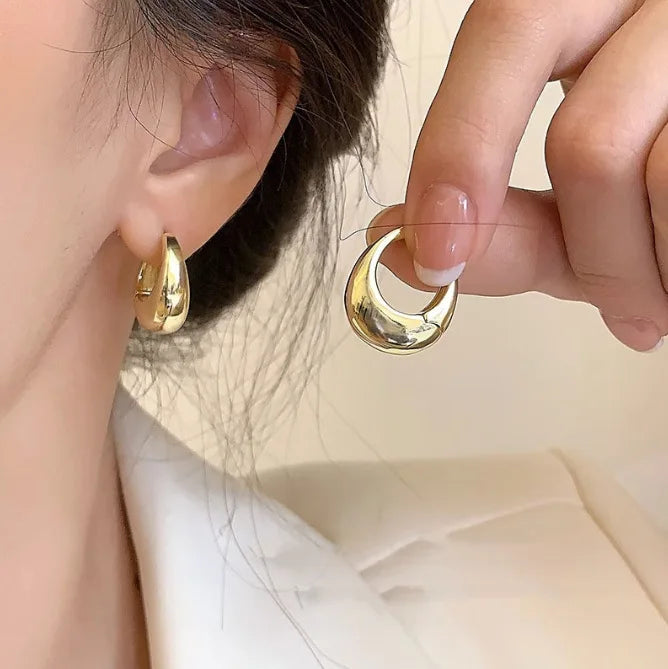 Round Earrings