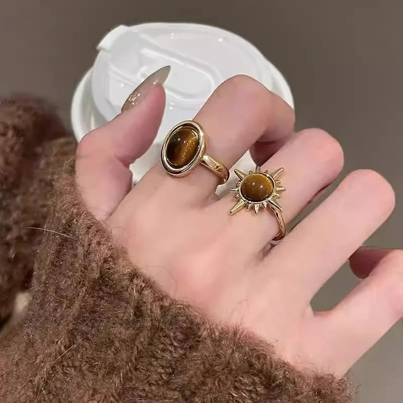 Retro Brown Rings