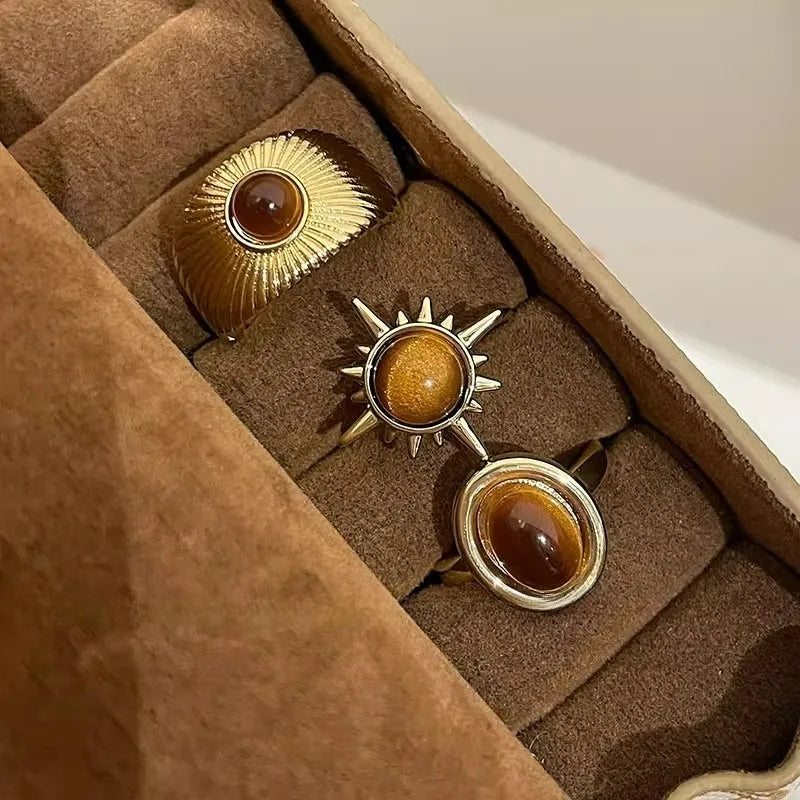 Retro Brown Rings