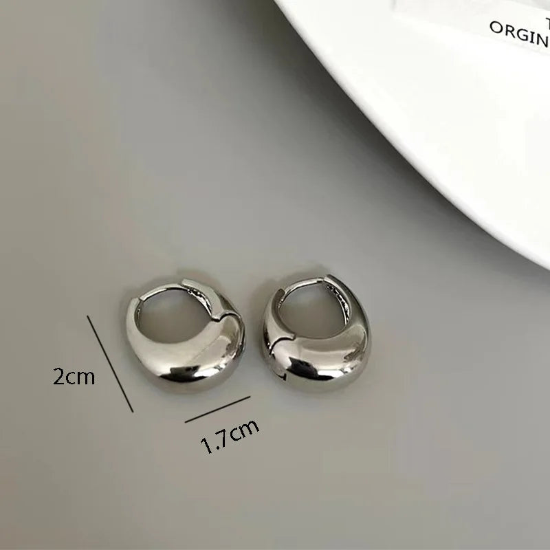 Round Earrings