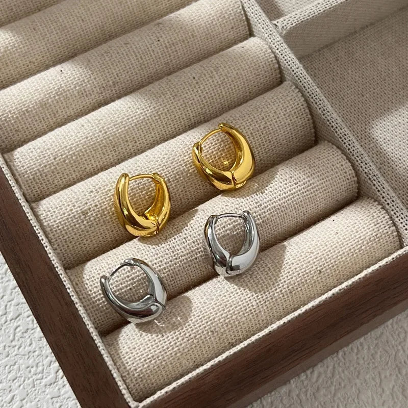 Round Earrings