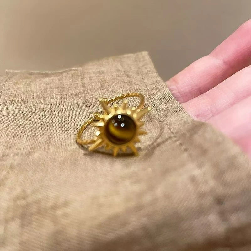 Retro Brown Rings